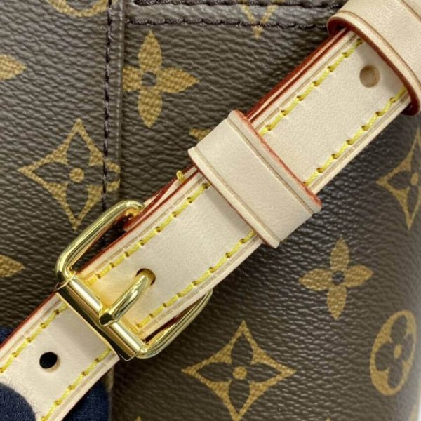 Replica LV Monogram Canvas Nice Cosmetic Bag M47280 - Image 10