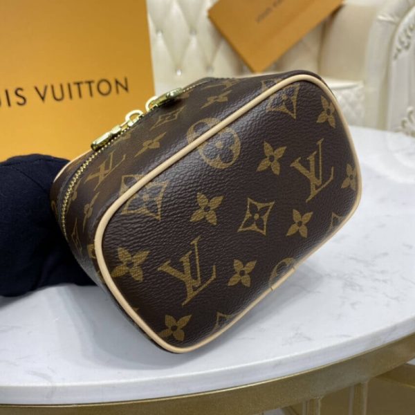 Replica Louis Vuitton Monogram Toiletry Pouch M44936 - Image 5