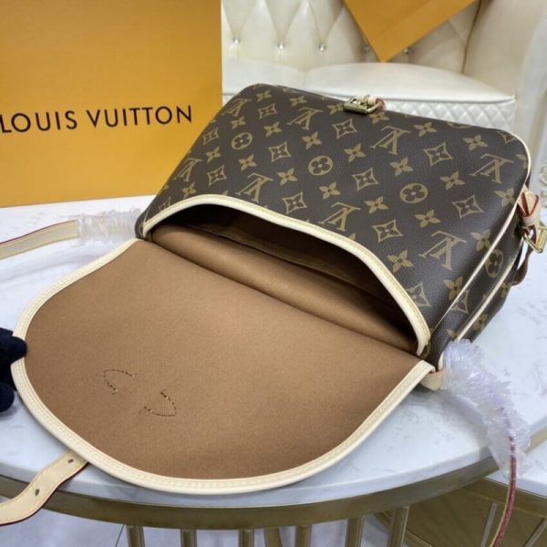 Replica LV Monogram Canvas Saumur MM M40710 Handbag - Image 15
