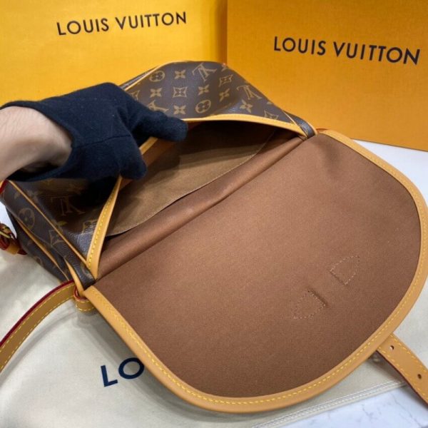 Louis Vuitton Monogram Canvas Saumur MM M42256 Replica - Image 14