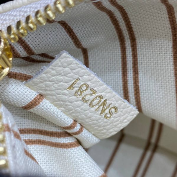 Luxury Replica LV Monogram Empreinte Easy Pouch Strap Creme - Image 16