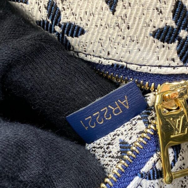 Replica LV Monogram Jacquard Denim Onthego GM M59608 Bag - Image 15