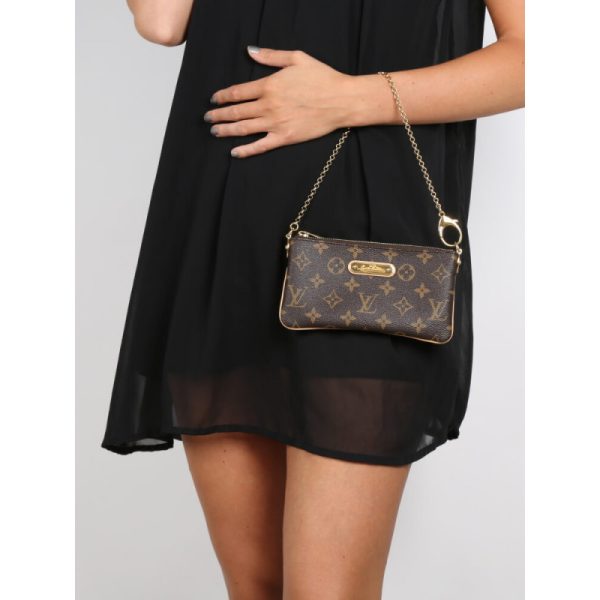 Replica Louis Vuitton Monogram Pochette Milla MM M60094 Bag - Image 4
