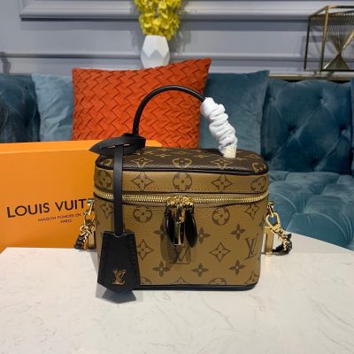 Replica LV Monogram Vanity PM M42264 Handbag – Stylish & Trendy