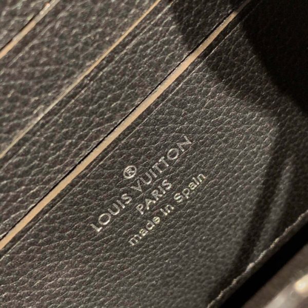 Replica LV Nano Lockme Bucket Bag M68709 - Image 10