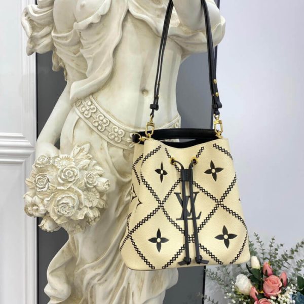 Replica LV Neonoe MM M46023 Creme Beige/Black Bag - Image 5