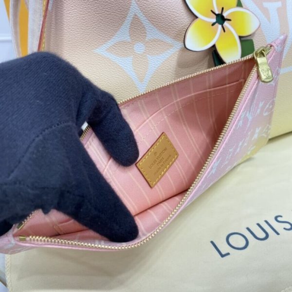 Replica Louis Vuitton Neverfull MM Handbag - Image 11
