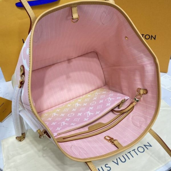 Replica Louis Vuitton Neverfull MM Handbag - Image 14