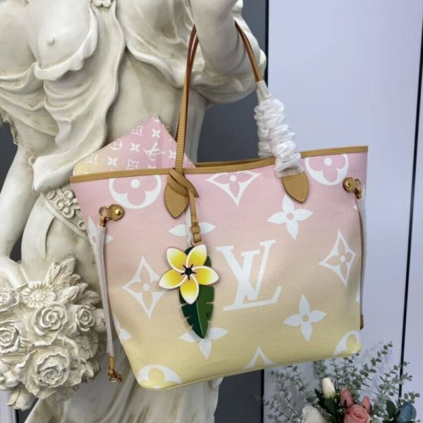 Replica Louis Vuitton Neverfull MM Handbag - Image 3