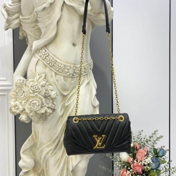 Replica LV New Wave Chain Bag M58552 in Black - Image 2