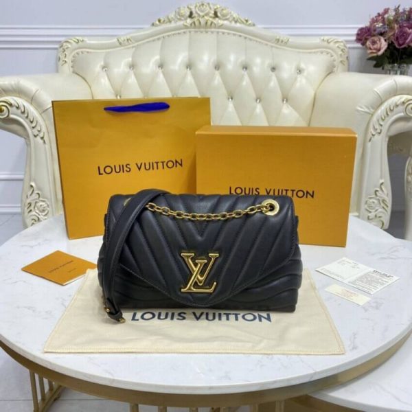 Replica LV New Wave Chain Bag M58552 in Black - Image 3