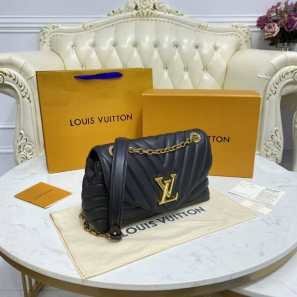 Replica LV New Wave Chain Bag M58552 in Black - Image 4