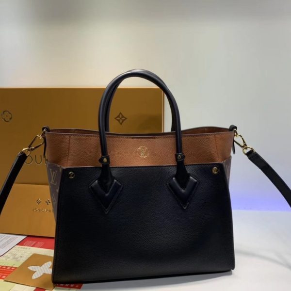 Replica Louis Vuitton On My Side M53823 Handbag - Image 8