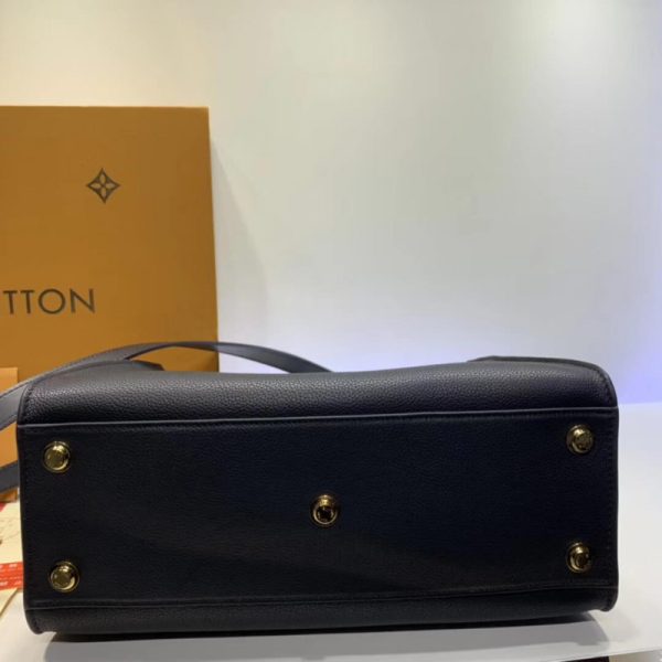 Replica Louis Vuitton On My Side M53823 Handbag - Image 9