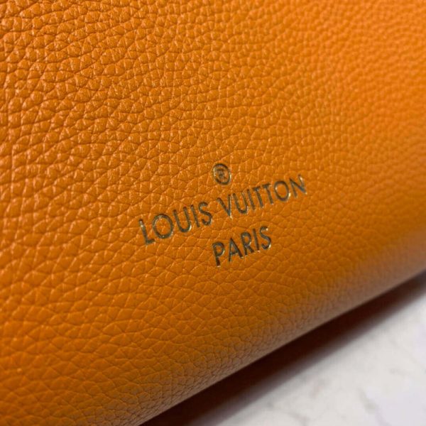 Louis Vuitton On My Side M56077 Replica Handbag - Image 9