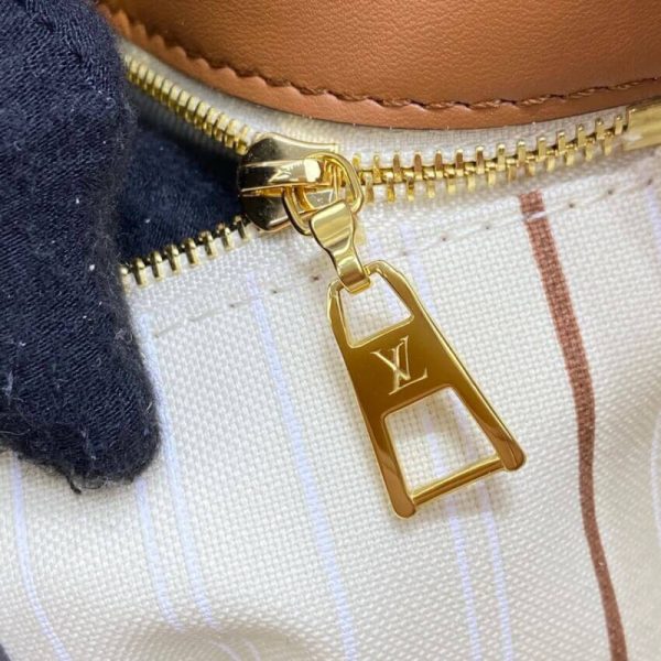 Replica LV On My Side PM M59905 Luxury Shoulder Bag - Image 12