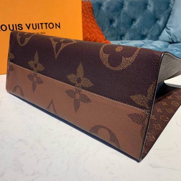 Replica Louis Vuitton Onthego GM M44576 Luxury Handbag AAA - Image 9