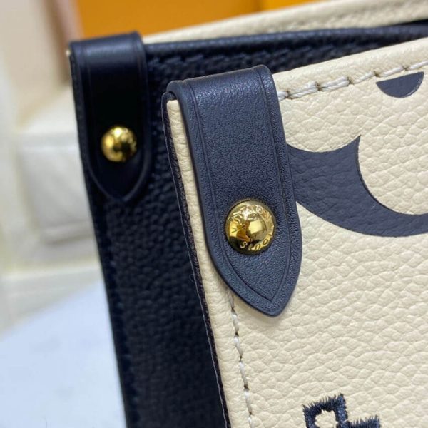 Replica Louis Vuitton Onthego MM M46015 M46016 Bag - Image 9