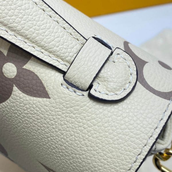 Replica LV Pochette Metis M45596 Crossbody Bag - Image 12