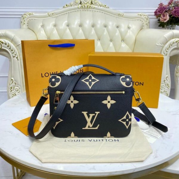 Replica Louis Vuitton Pochette Metis M45773 Handbag - Image 6