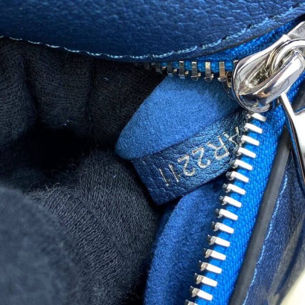 Replica LV Pochette Metis Navy Nacre Handbag M59211 - Image 17