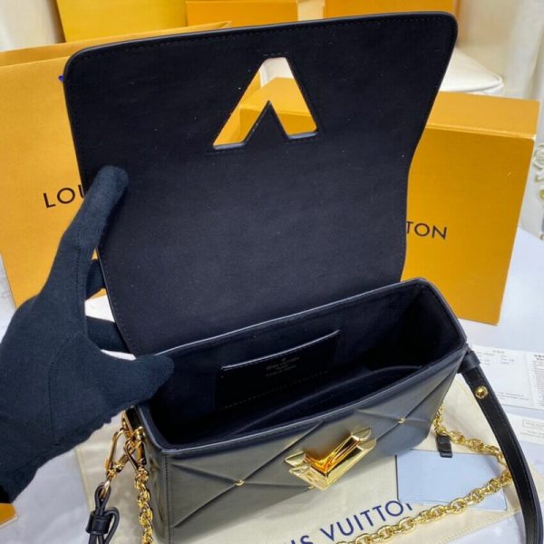 Louis Vuitton Sheepskin Leather Twist MM Black Replica - Image 13