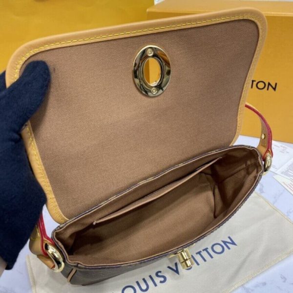 Replica LV Tikal PM Shoulder Bag M40078 - Stylish & Durable - Image 13