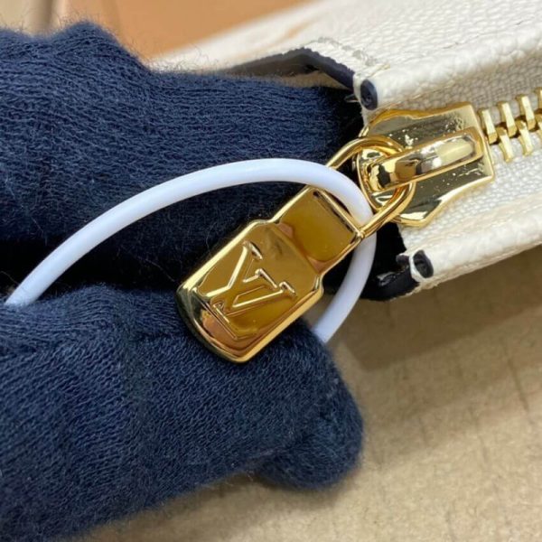 Louis Vuitton Toiletry Pouch 26 Replica – M80504 - Image 11