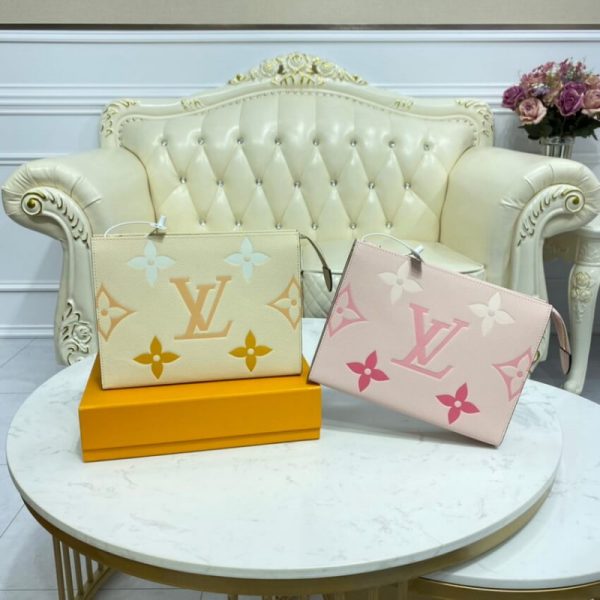 Louis Vuitton Toiletry Pouch 26 Replica – M80504 - Image 14