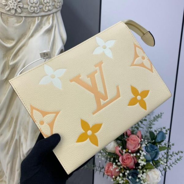 Louis Vuitton Toiletry Pouch 26 Replica – M80504 - Image 3