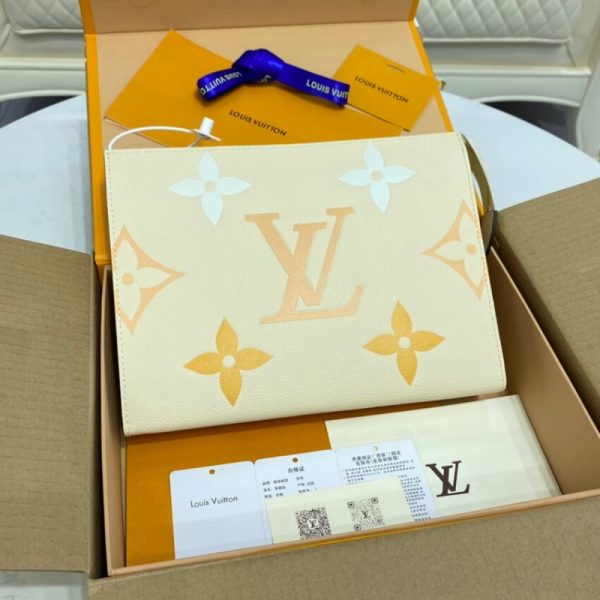 Louis Vuitton Toiletry Pouch 26 Replica – M80504 - Image 5