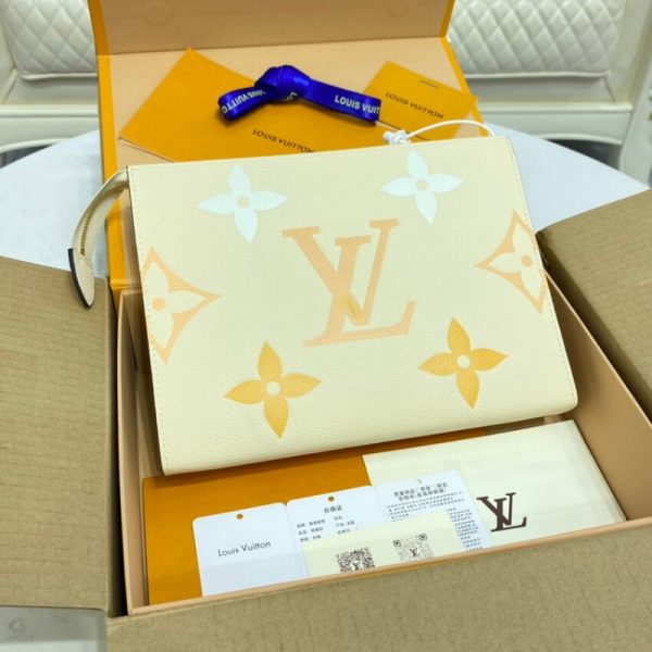 Louis Vuitton Toiletry Pouch 26 Replica – M80504 - Image 6