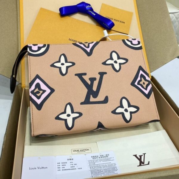 Replica Louis Vuitton Toiletry Pouch 26 | Premium Style - Image 3