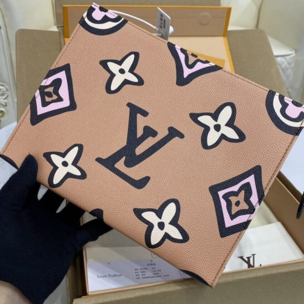 Replica Louis Vuitton Toiletry Pouch 26 | Premium Style - Image 6