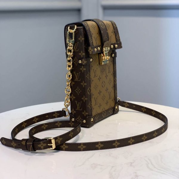 Replica LV Vertical Trunk Pochette M67873 – Stylish & Compact - Image 3