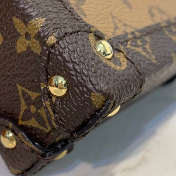 Replica LV Vertical Trunk Pochette M67873 – Stylish & Compact - Image 7