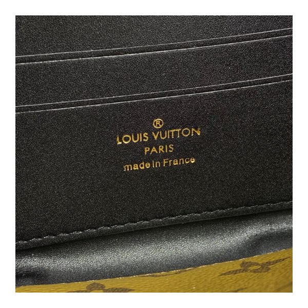 Replica LV Metis Vertical Zippy Wallet – Stylish & Functional - Image 11