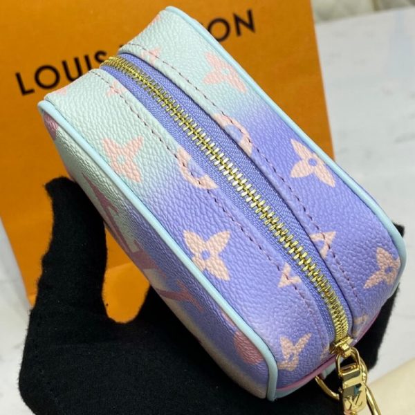 Designer Louis Vuitton Wapity Case M81339 Replica - Image 7