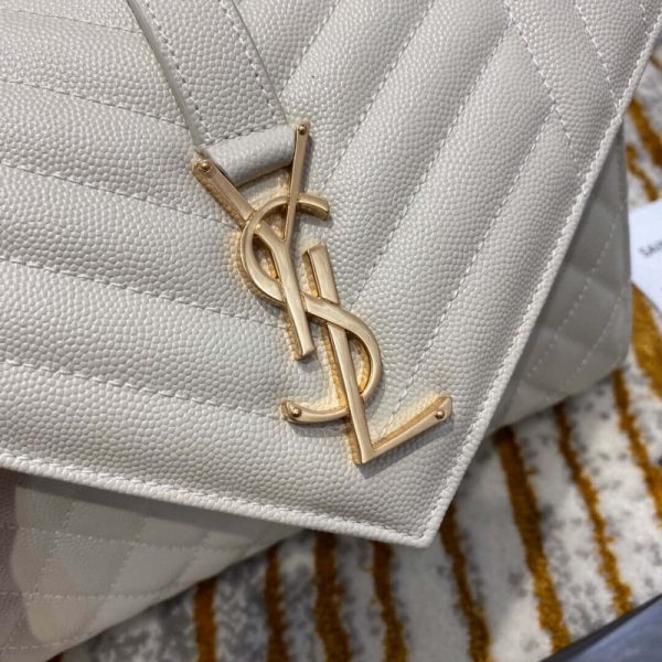 Saint Laurent White Grain Leather Envelope Medium Bag - Image 9