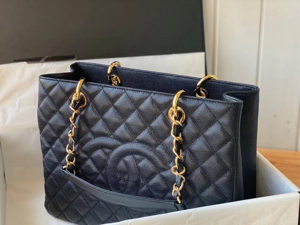 Chanel Quilted Caviar Grand Shopping Tote Replica - Black A50995 - Image 9