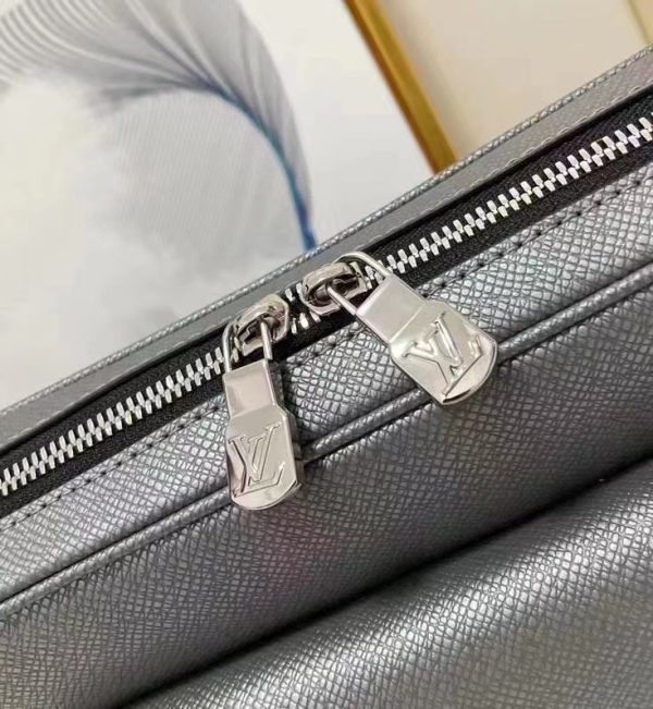 Replica LV Taigarama Messenger PM Silver - Stylish & Durable - Image 7
