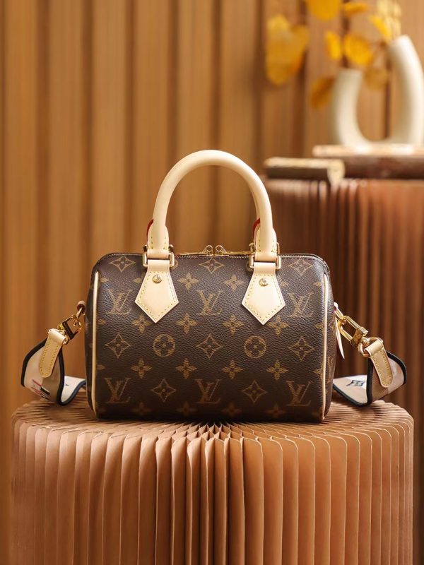 Replica LV Speedy Bandoulière 20 Handbag - M46234