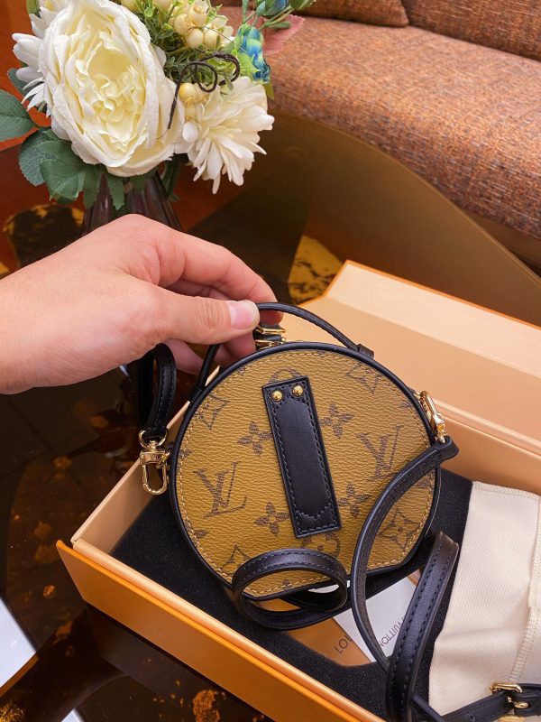 Replica LV Monogram Reverse Canvas Mini Boite Chapeau M68276 - Image 4