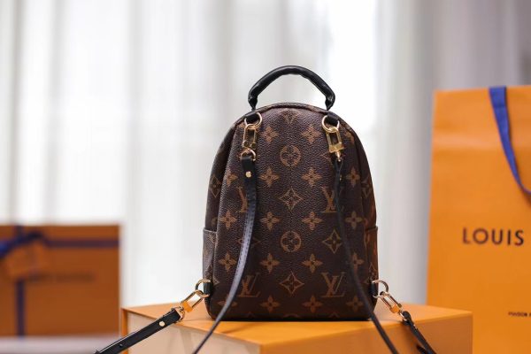 LV Replica Palm Springs Mini Backpack M44873 | Stylish & Compact - Image 4