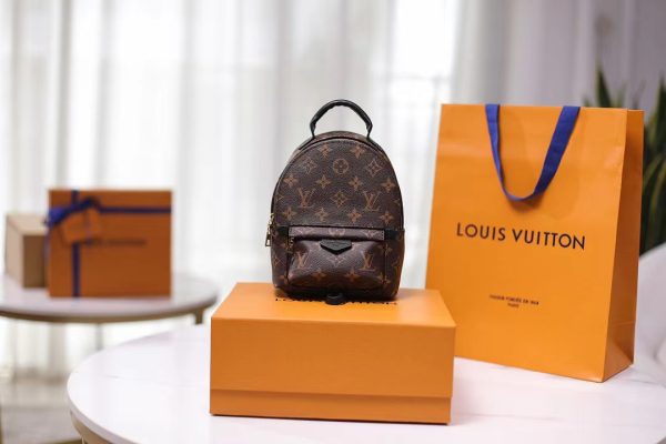 LV Replica Palm Springs Mini Backpack M44873 | Stylish & Compact - Image 2