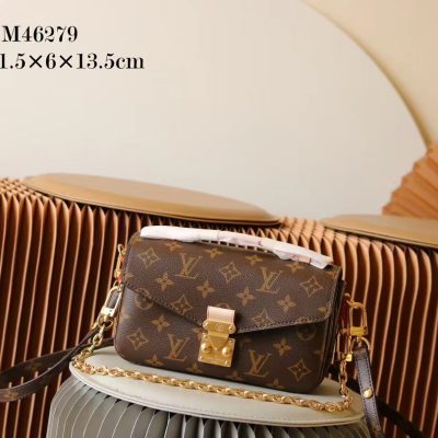 Replica LV M46279 Pochette Métis East West Bag