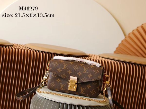 Replica LV M46279 Pochette Métis East West Bag