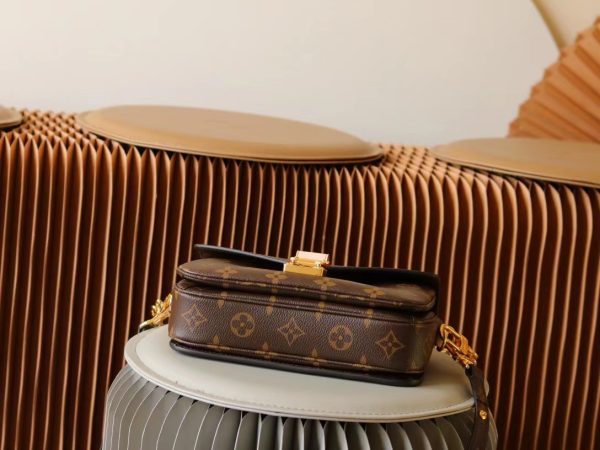 Replica LV M46279 Pochette Métis East West Bag - Image 4