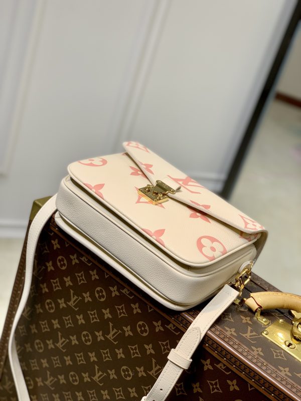 Louis Vuitton Pochette Metis Replica M45573 Handbag - Image 8