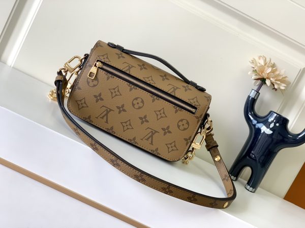 Replica LV Pochette Metis East West M46279 Bag - Image 7